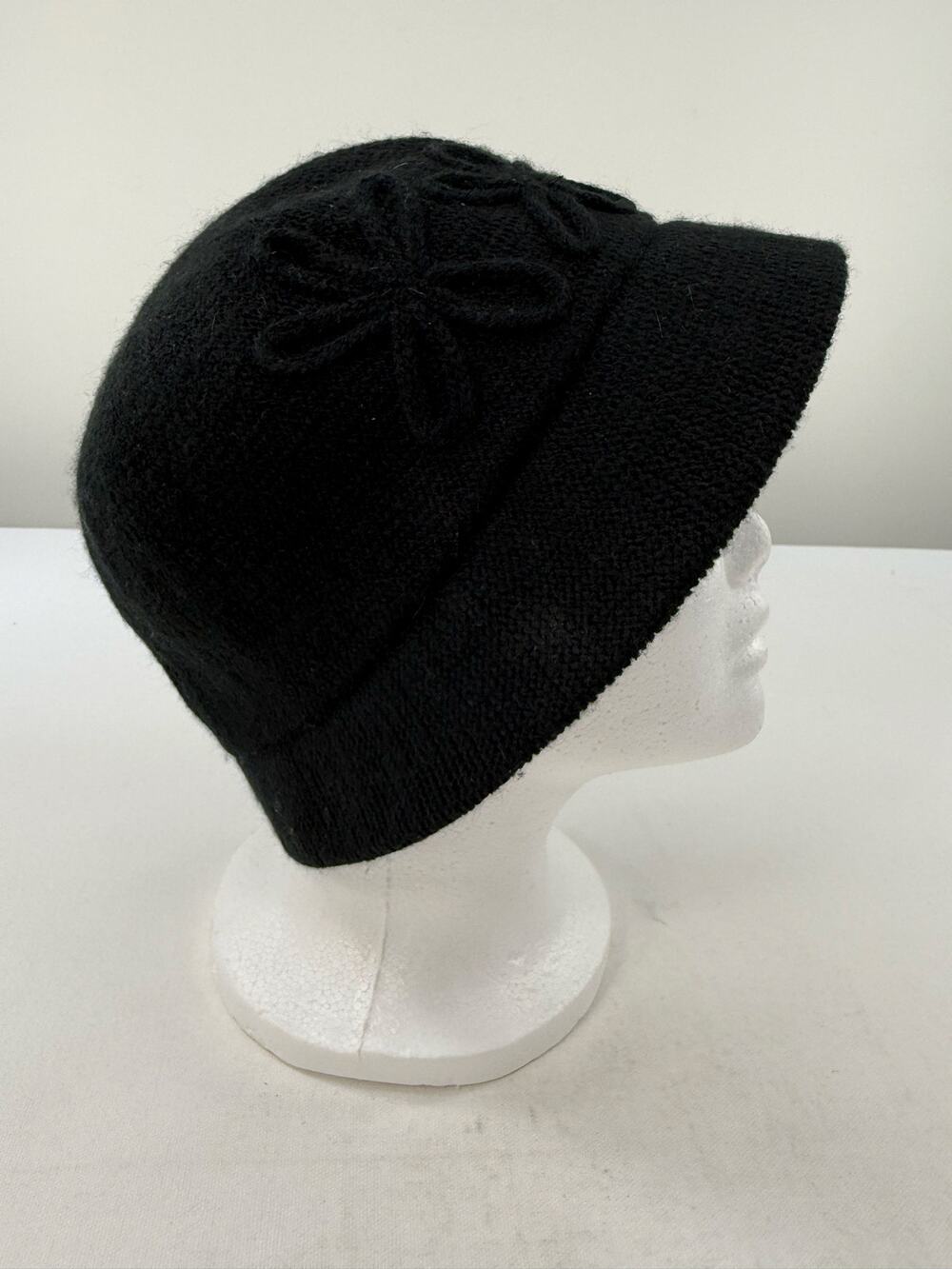 August‎ Hat Company VTG Y2K Black Bucket Hat Floral Appliqué